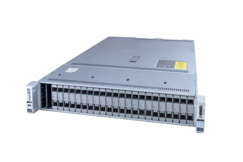 Cisco UCS C240 M4, 2x E5-2667v4 3.20GHz, 8-Core, noRAM, 24xSFF, Mega 12G/Capa, 2x PCi-Cage, 2x 1400W