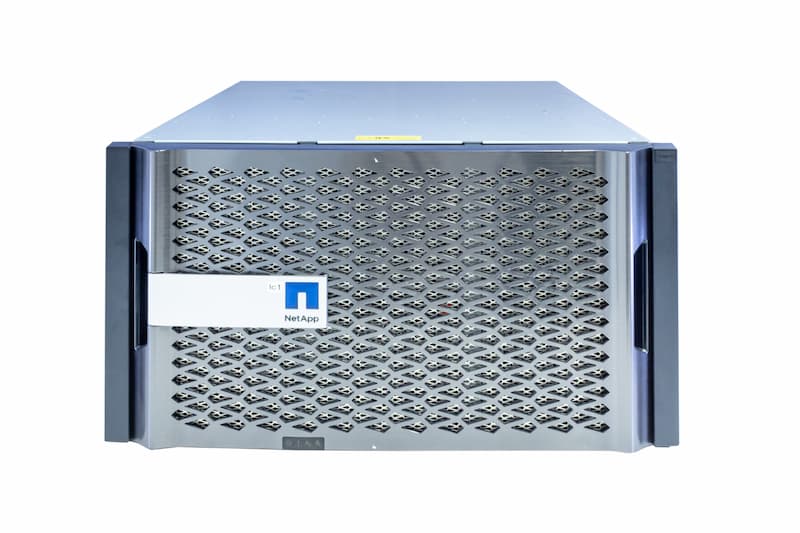 NetApp FAS8040 SAN/NAS Storage Controller, 2x Controller Module, 2x PSU