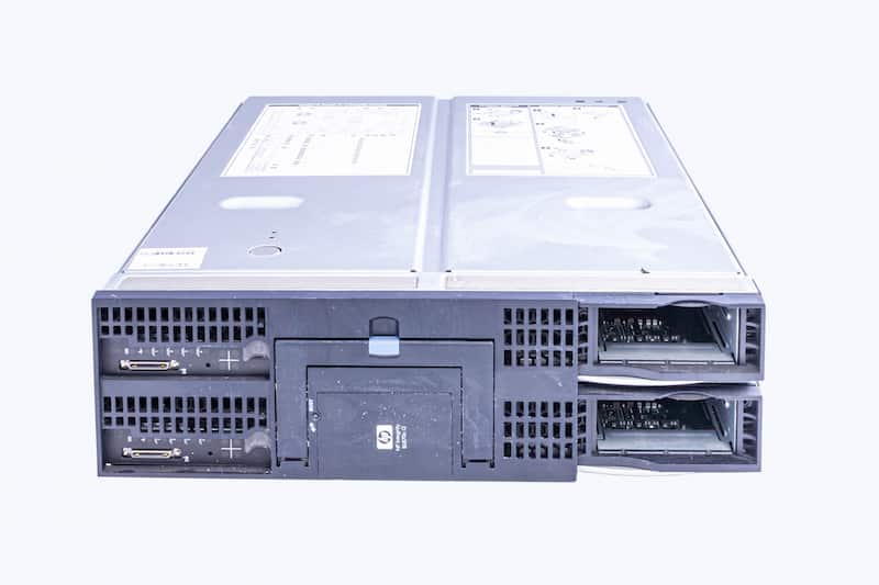 HPE BL870c i2, 3x Itanium-2 9350@1.73GHz, 4-Core, 24GB (6x4), 2x4x Flex-10 10G, 2xP410i