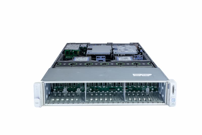 Cisco Hyperflex HXAF240c M5, 2xGold6140 2.3GHz, 18-Core, noRAM, 256GB SSD,26xSFF, 3508 12G HBA, 2x1050W