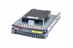 SAMSUNG SSD PM883 3.84TB 6G SATA 2.5" MU, in Supermicro Carrier 01-SC813A2 - 3.5'' Converter