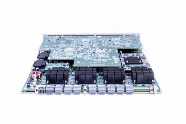 HPE Switch 12500 16-Port 10GbE SFP+ LEB Module
