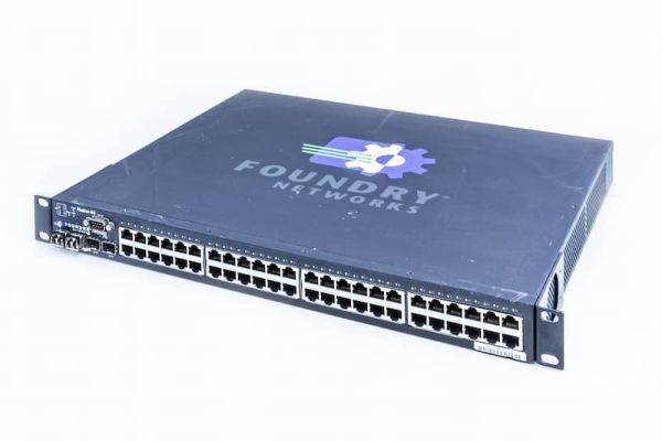 Foundry Switch FastIron WS 648G, 48x 1GbE RJ45, 4x 1GBE SFP