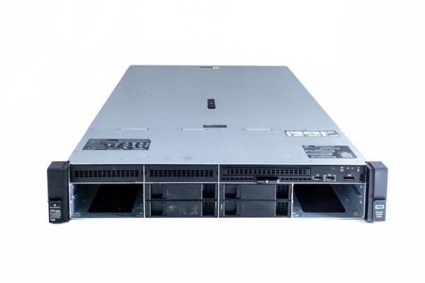 HPE DL380 Gen10, 1x Silver4110 2.10GHz, 8-Core, noRAM, 8x LFF, P408i/2GB/Batt., 1x PCI-Cage, 2x 500W